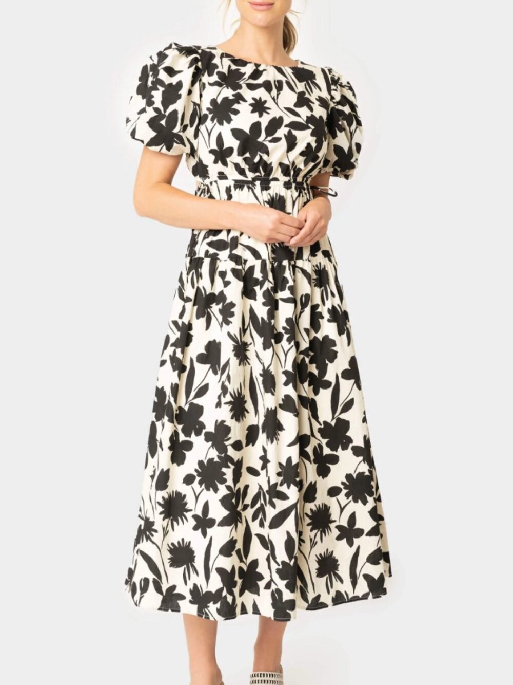 Moon River Cotton Black Floral Crew Neck Cut-Out Shirred Puff Sleeve Dress, XS